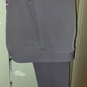 Worthington taupe slim ankle work pants gently used